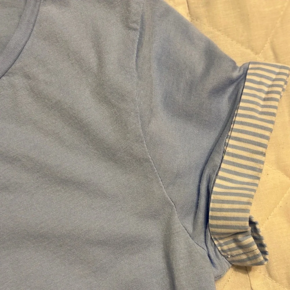 Set of 2 Crown & Ivy Blue Top Striped Sleeves & Cute Floral Skirt Girls Size L‎